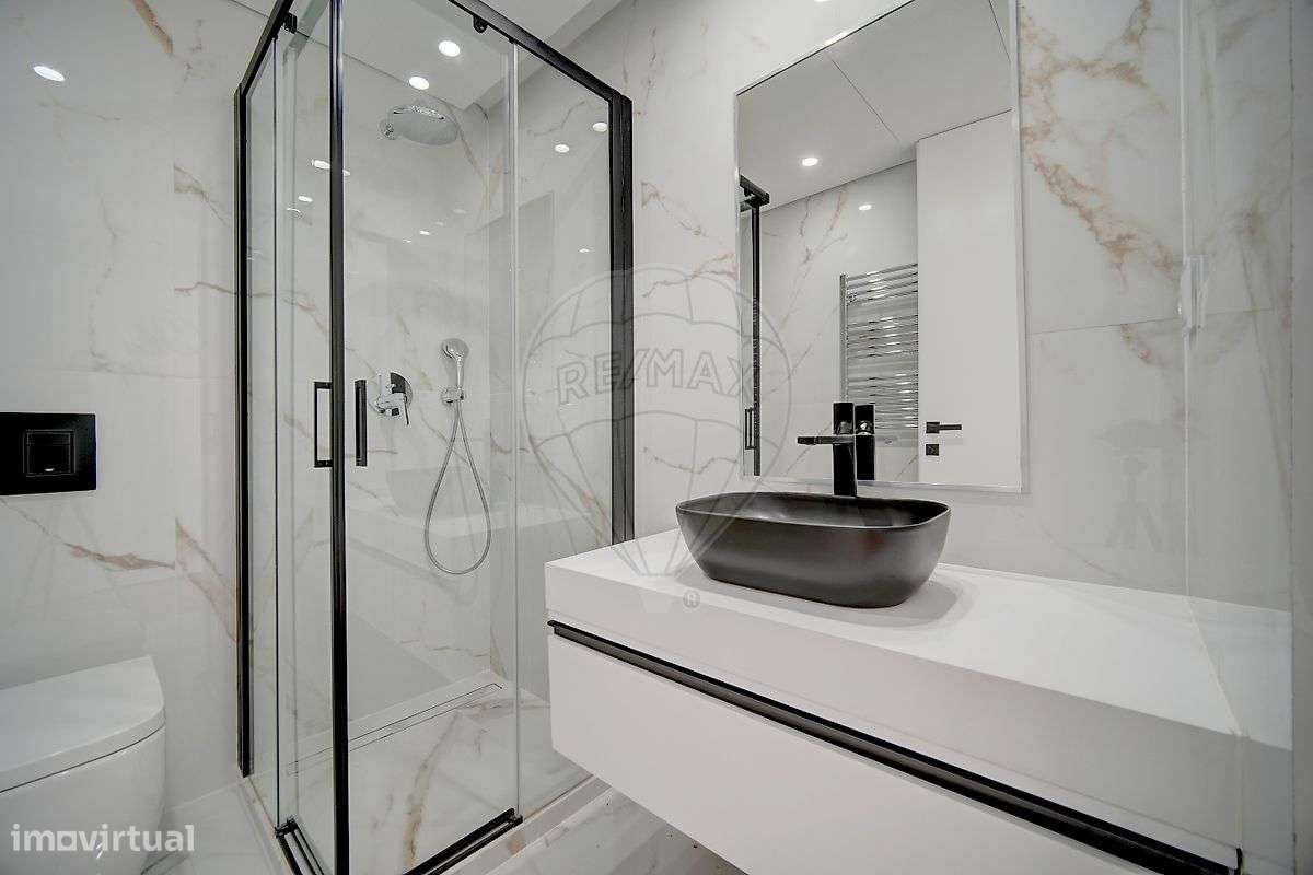 Moradia T5 para venda-25