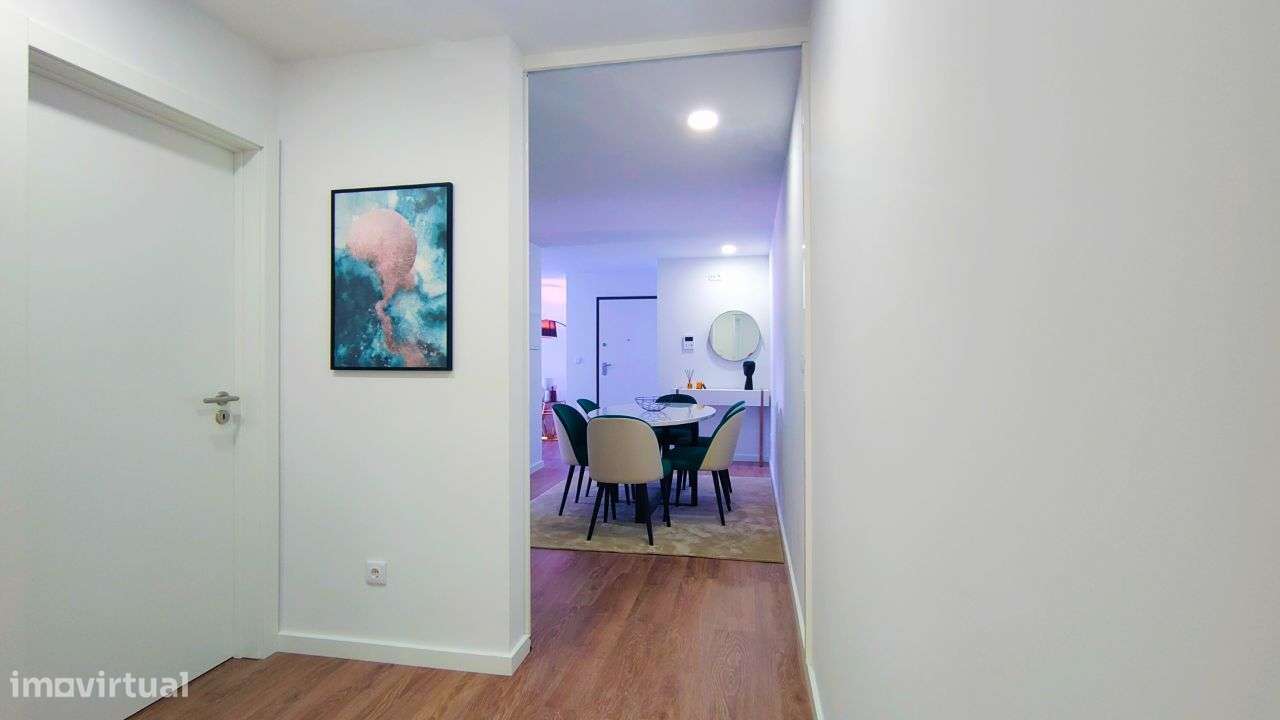 T3 semi-novo, totalmente equipado + lugar de garagem-12