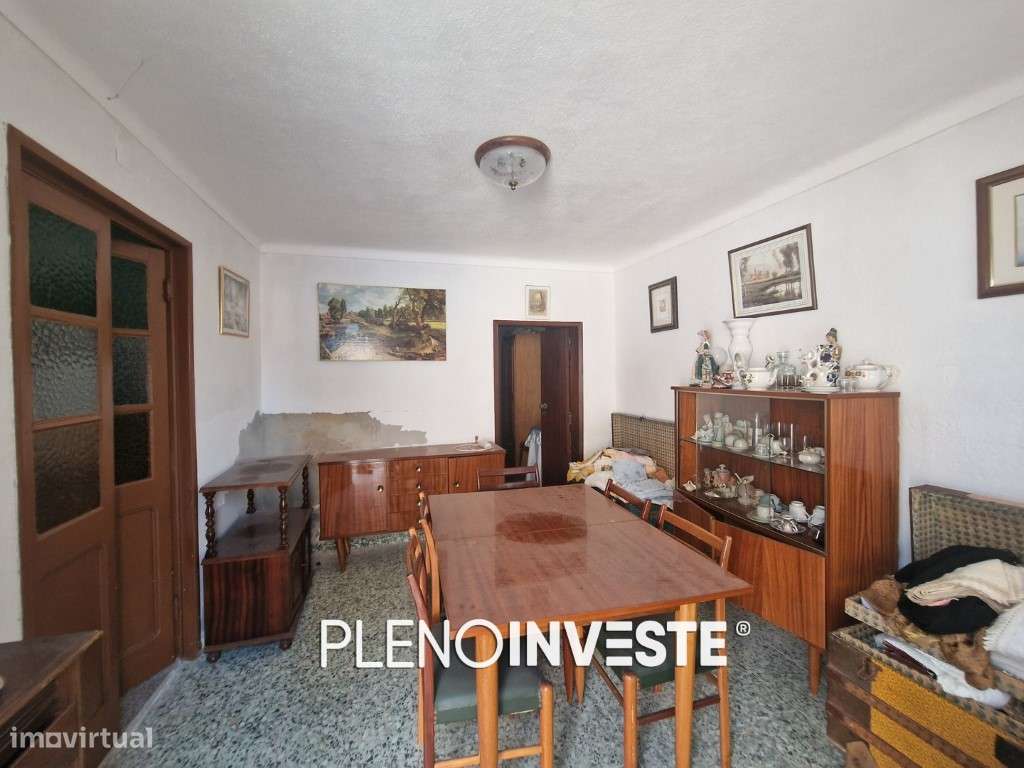 Moradia com garagem e terreno em Vale de Açor-45