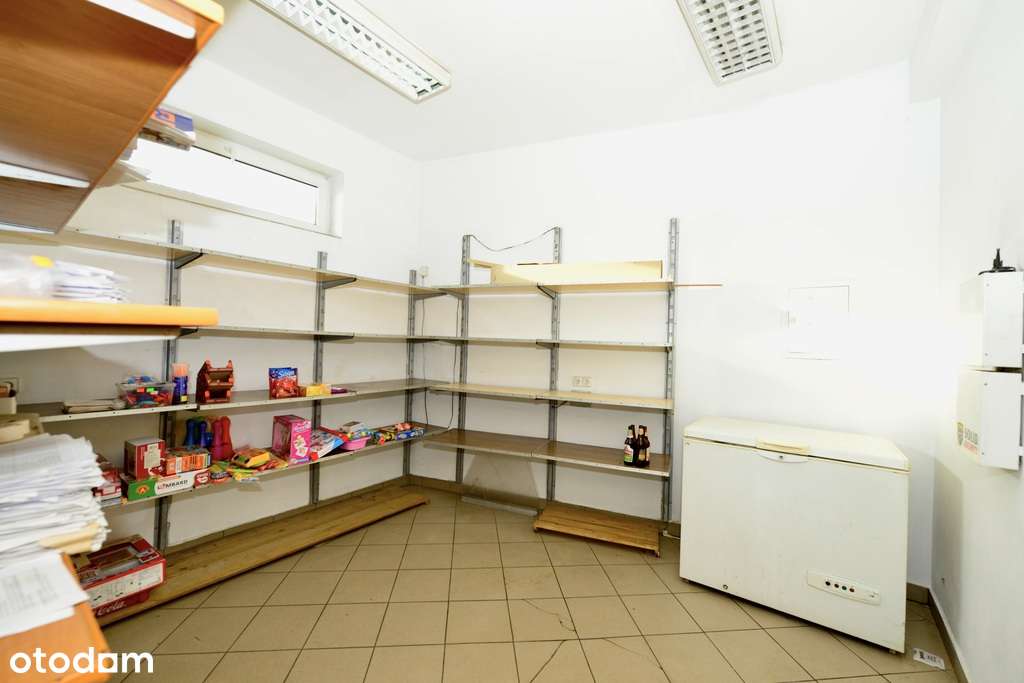 Budynek na sklep, usługi oraz mieszkanie-8