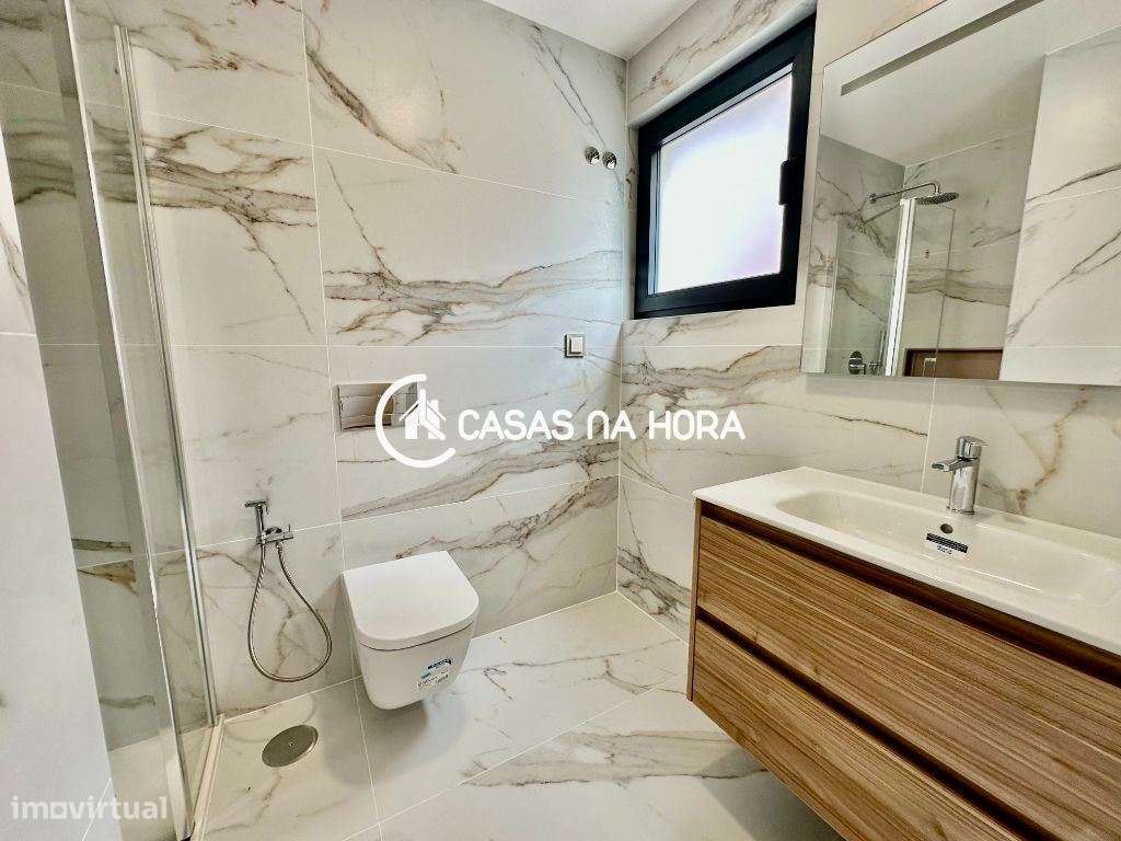 Apartamento Premium T4 em Almada-15