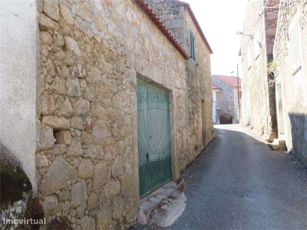 Moradia T1 para venda - Grande imagem: 3/15