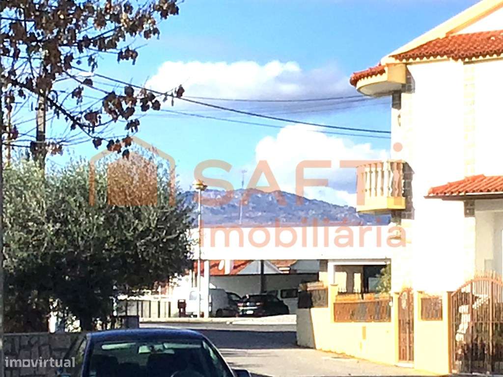 Moradia T4 - Grande imagem: 3/24