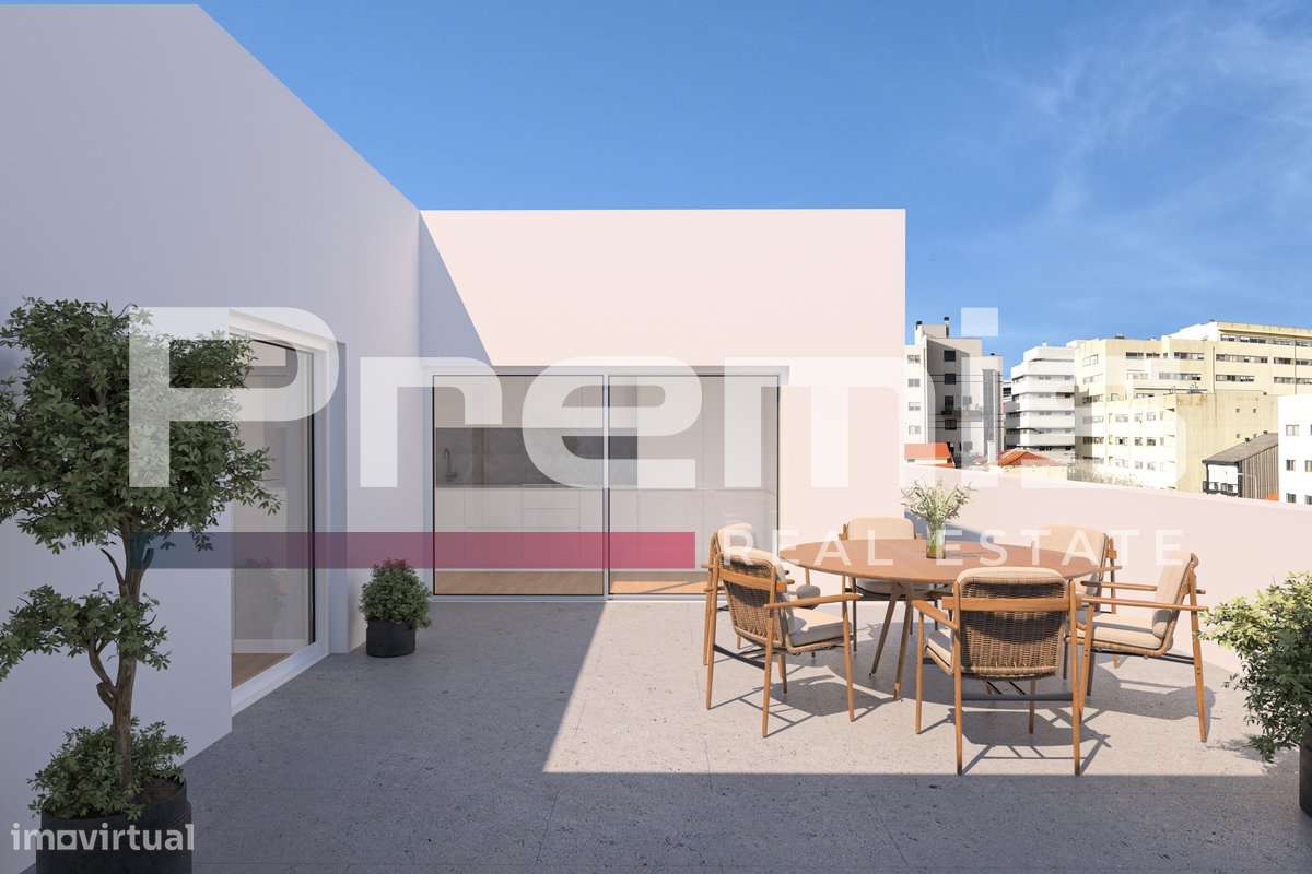 Penthouse T4 com Terraços Privativos | Condomínio Brito Capelo 1023, M-20