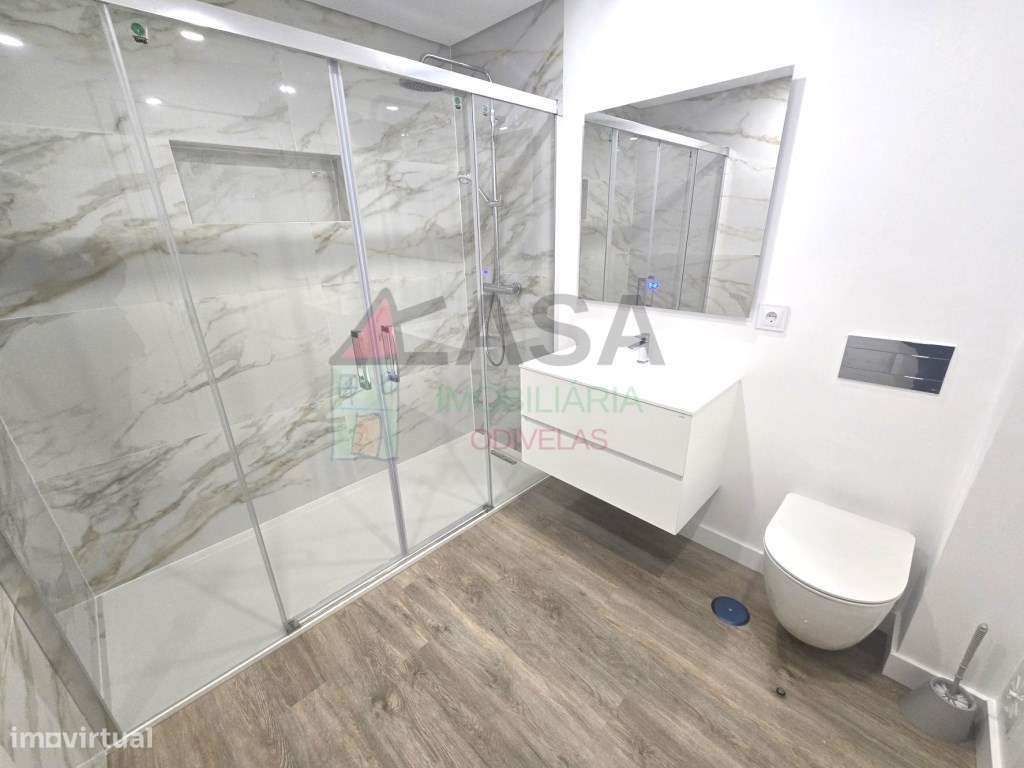 Apartamentos T2 e T3 em condomínio fechado com piscina-33
