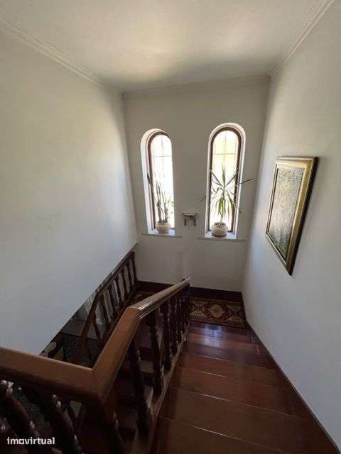 Excelente Moradia c/Piscina, Ringue desportivo, Garagem-39