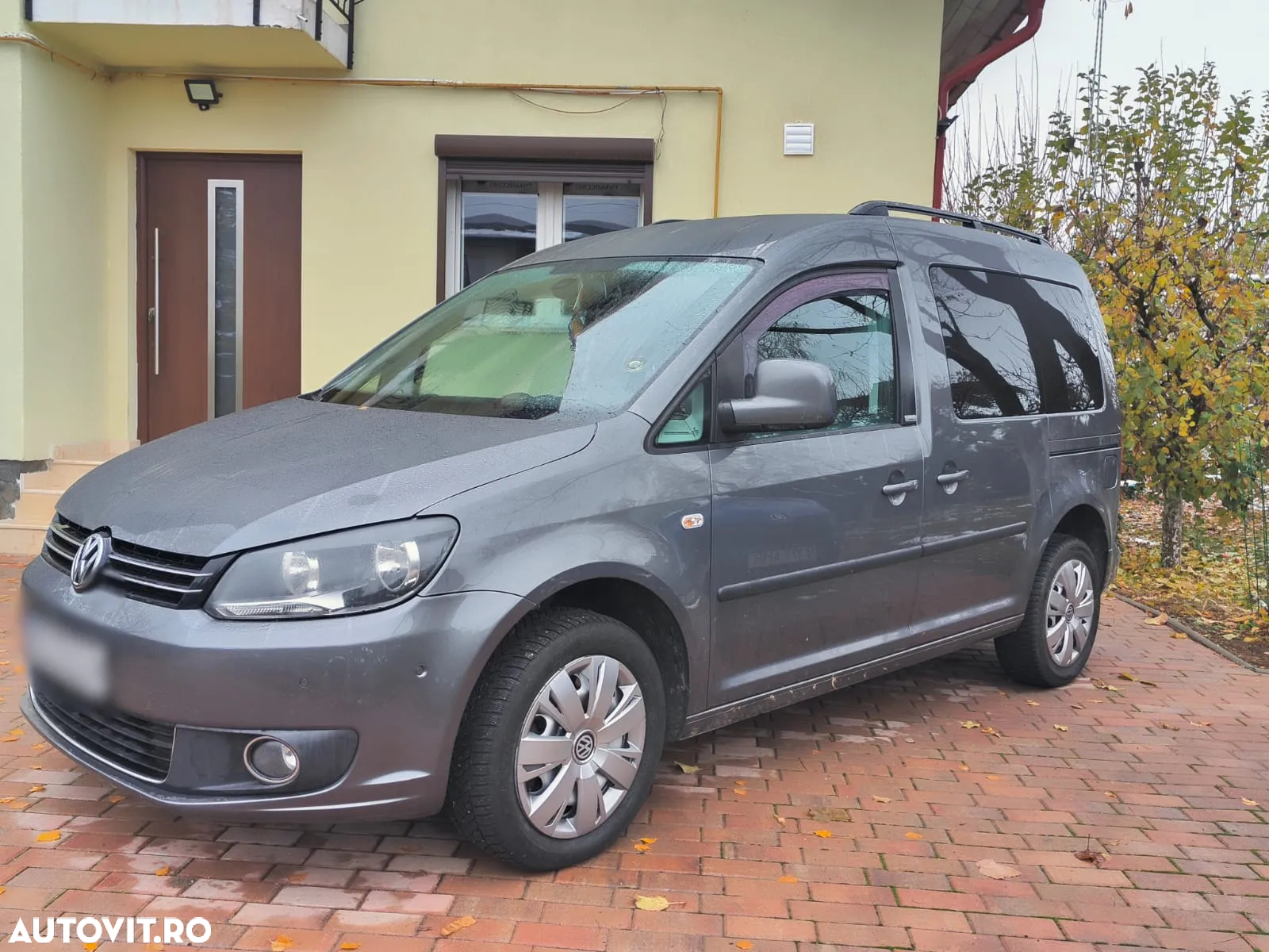 Volkswagen Caddy 2.0 TDI Comfortline DSG - 3