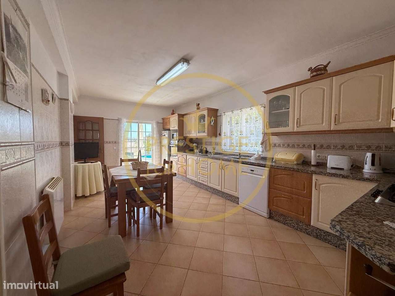 Encantadora moradia independente à venda em Loulé, numa zona residenci-12