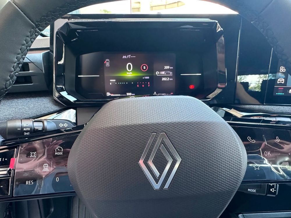 Renault Clio VI TCe 115 Evolution