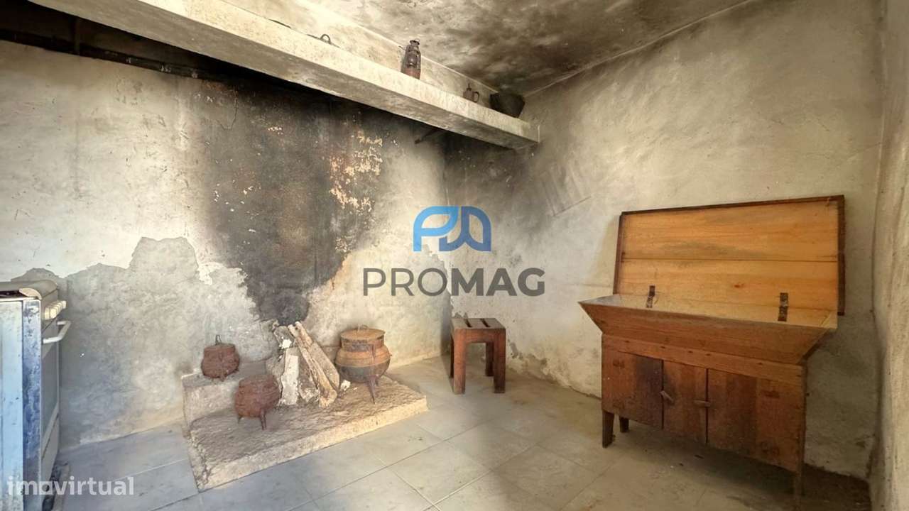 Oportunidade Única: Conjunto 3 Moradias em Granito Vistas Panorâmicas-24