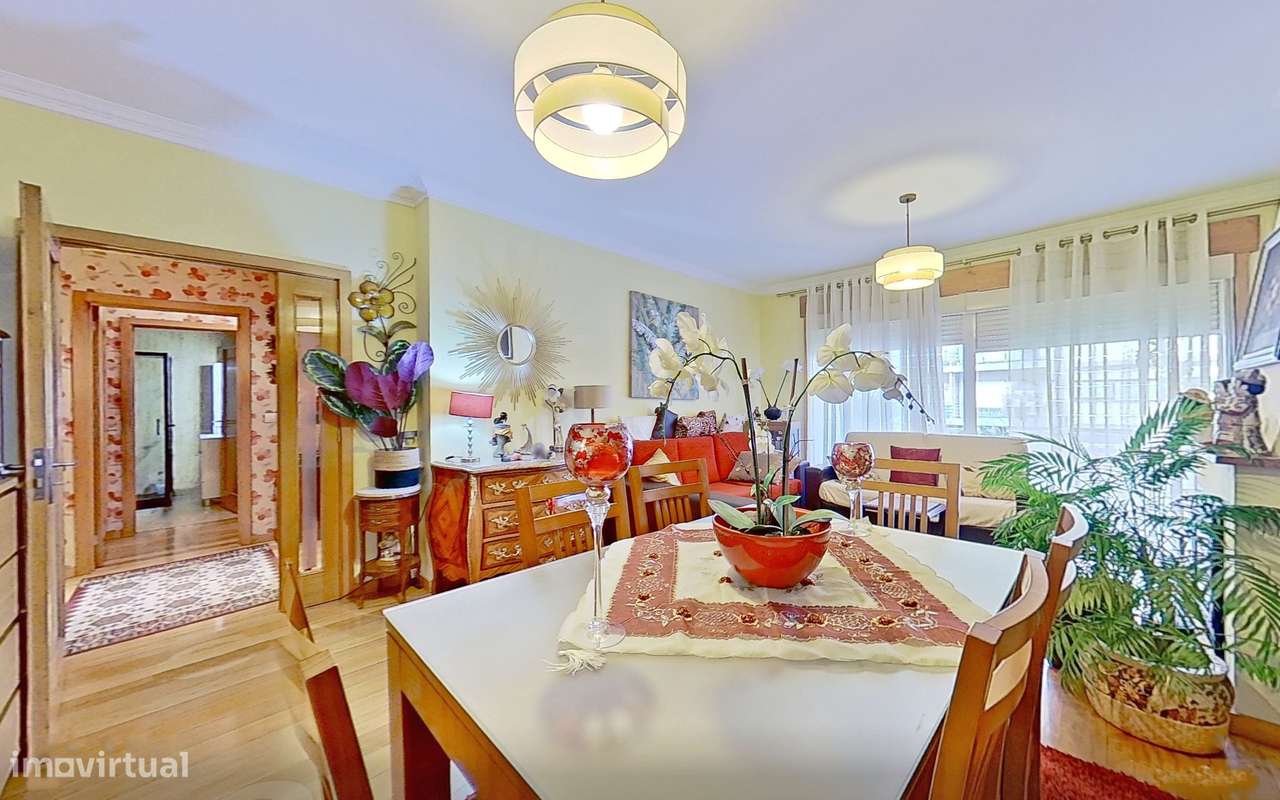 T2 Varanda | Suite | Garagem-5