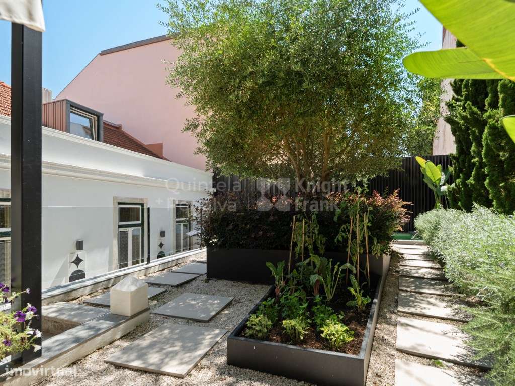 Moradia de charme com piscina e jardim para venda, em Lisboa-20