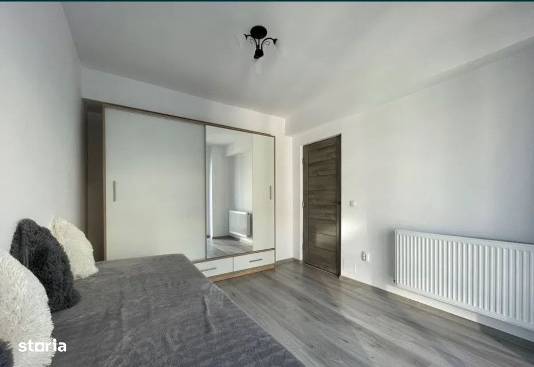 Apartament cu 2 camere, 40 mp, parcare Etaj Intermediar, zona Lombului