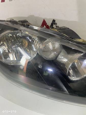 Lampa przednia przód prawa Volkswagen Golf VI - 4