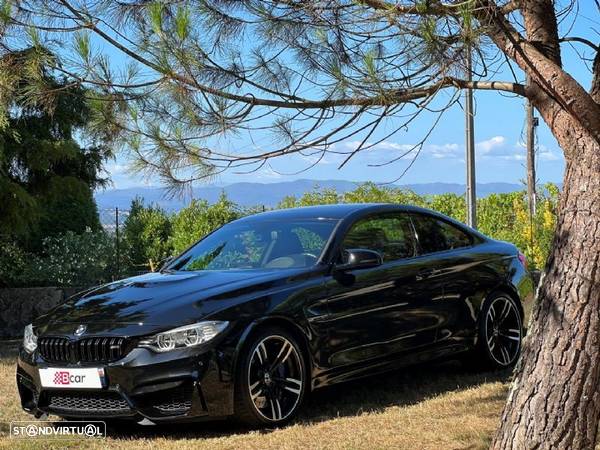 BMW M4 Coupe DKG - 25