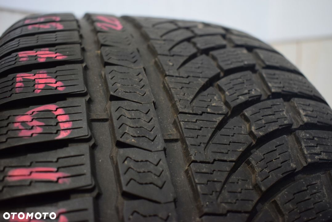 R20 245/35 Nokian Wr A4 pojedyncza - 2