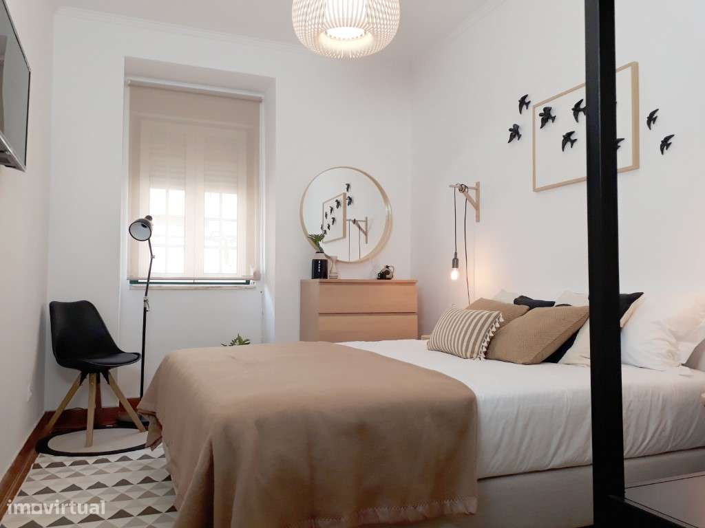 Excelente Apartamento T1 Beato-3