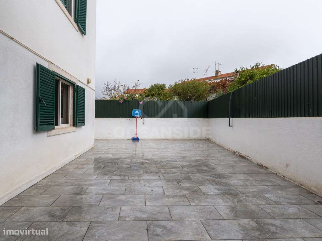 Apartamento T2, com terraço de 70 m² - Grande imagem: 5/25