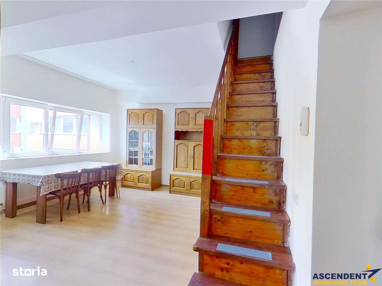 Tur 3D! Apartament trei camere, pe doua niveluri, Garii, Brasov - Imagine principală: 3/19