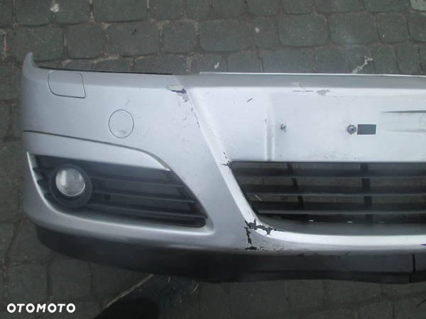 Zderzak Opel Astra 3 H Z157 - 2
