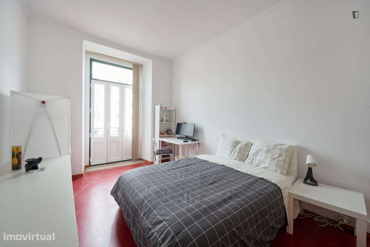 Quarto - localizado em Entrecampos Lisbon - Grande imagem: 2/9