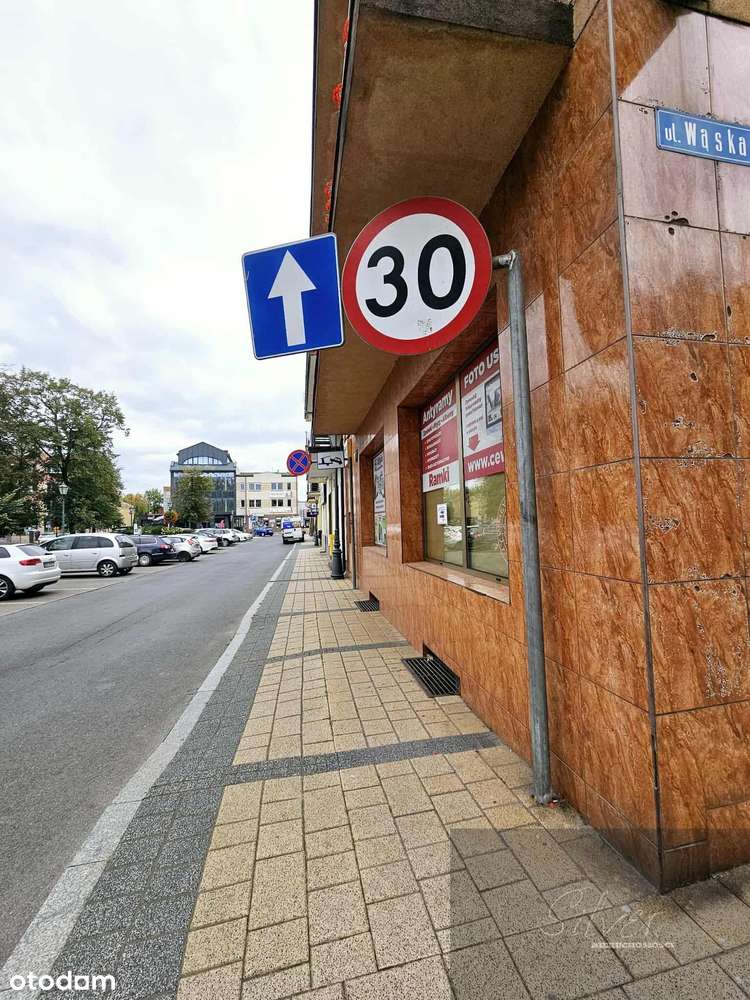 Do wynajęcia lokal usługowy - Pełny obrazek: 2/5