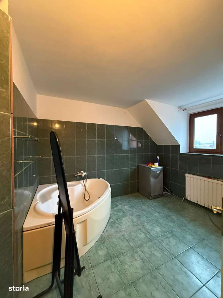 Casă spațioasă de vânzare – Str. Barbu Lăutaru, zona Barițiu-14