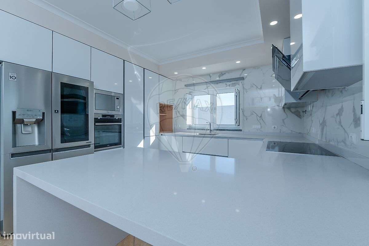 Moradia T4 para venda-14