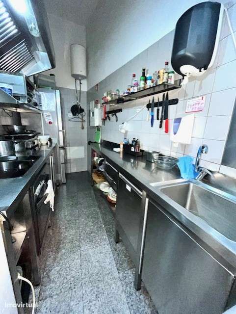 Trespasse para Venda - Restaurante/Bar em Zona Histórica da Cidade - Grande imagem: 4/8