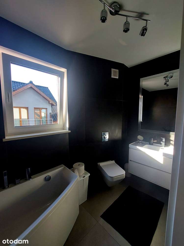 Dom w ciekawej aranżacji, wysoki standard, coś pięknego, parking-15