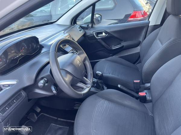 Peugeot 208 1.4 HDi Active - 8