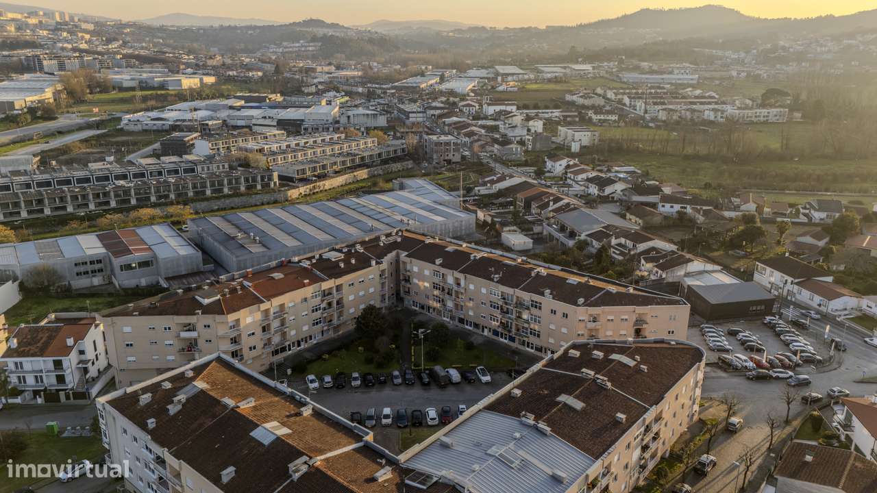 Apartamento T3 com terraço em Frossos, Braga-33