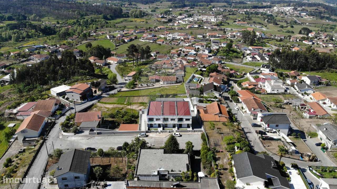 Moradia T4 para venda-15