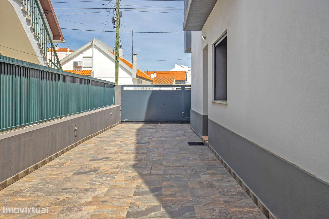 Moradia T3+1 garagem box jardim Quinta do Conde Sesimbra-45