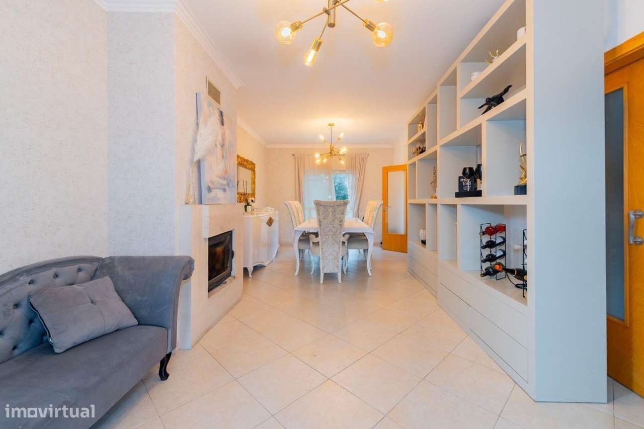 Moradia na Aroeira – Conforto, Elegância e Lazer-18