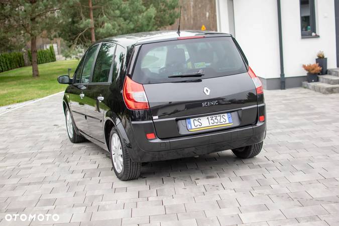 Renault Scenic - 26