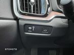 Volvo V60 Cross Country - 38