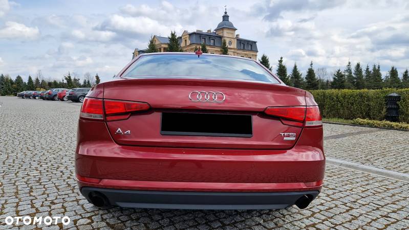 Audi A4 2.0 TFSI ultra Sport S tronic - 11