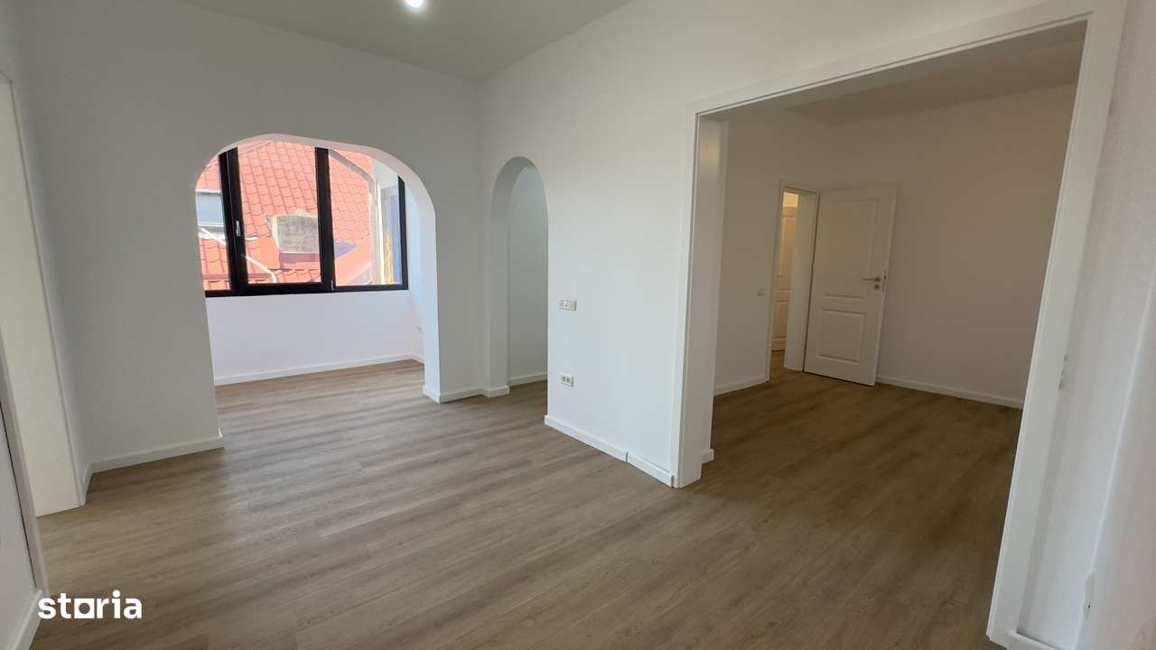 4 camere + birou | Biserica Casin | 110mp total | Renovat 2025 - Imagine principală: 1/20