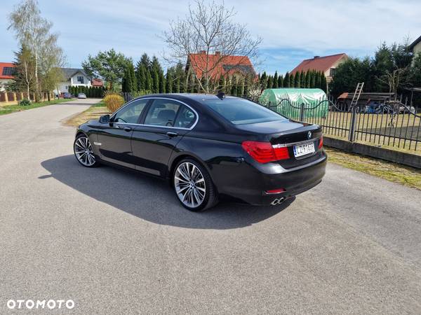 BMW Seria 7 730d - 4