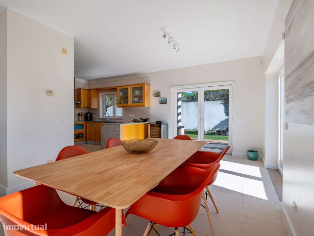 Moradia T3 com piscina, jardim, garagem e vista no Praia d'el Rey B...-13