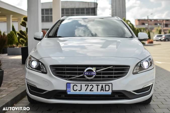 Volvo V60 Cross Country D4 Geartronic - 14