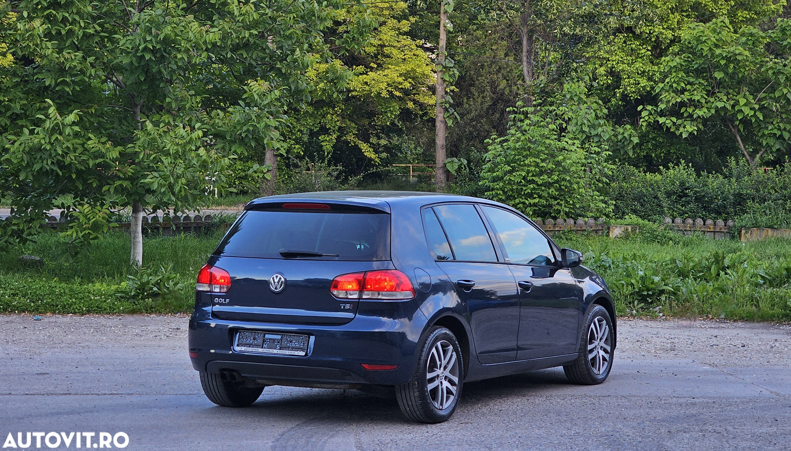 Volkswagen Golf - 26