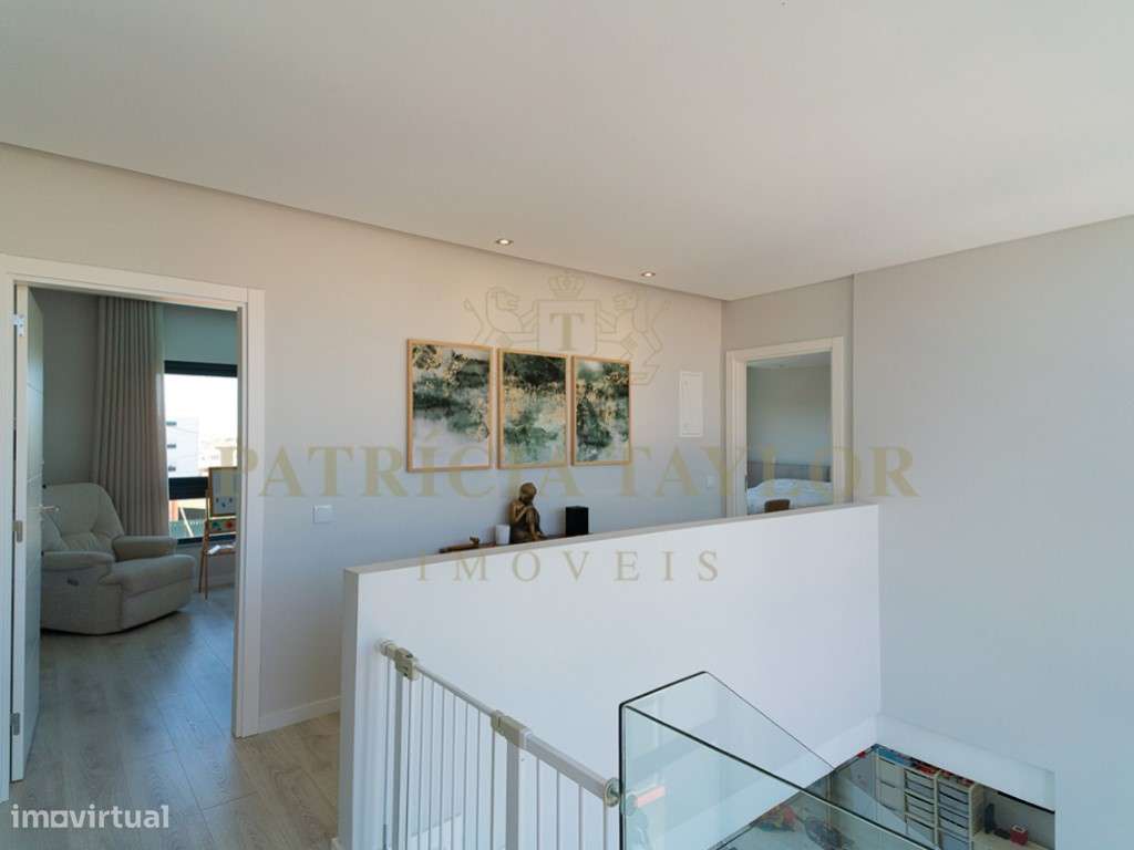 Moradia T3 a venda em Tires-36