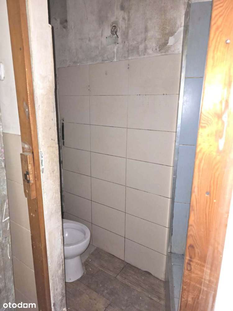 kawalerka z ogrzewaniem miejskim centrum Będzina-4