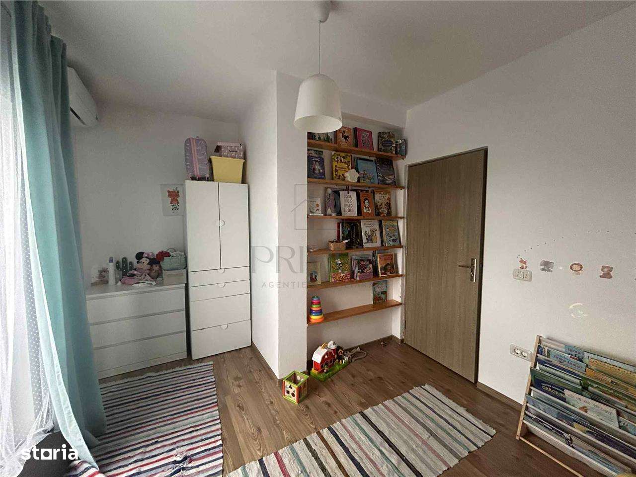 Utvin- partial mobilat si utilat- strada asfaltata- 4 camere - Imagine principală: 1/12