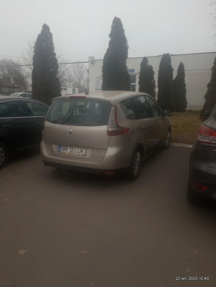 Renault Scenic 1.5dCi Expression 2010
