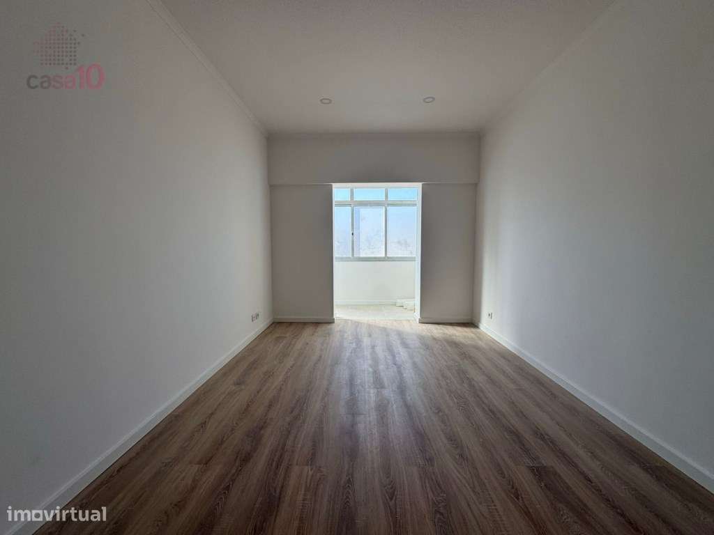 T1 renovado para venda no centro da vila de Alcochete - Grande imagem: 4/12