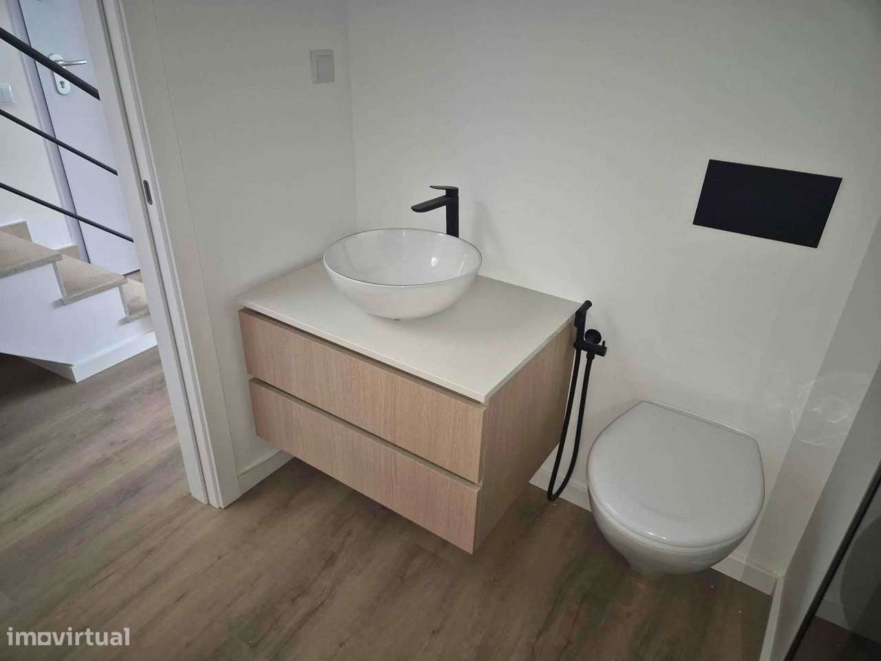 Penthouse T2 nova com garagem em Faro-16