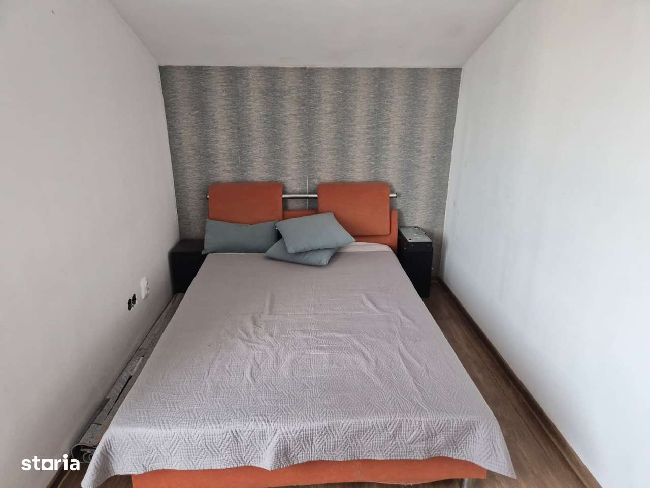 Apartament 2 camere, 42mp, zona Eroilor - Imagine principală: 1/9